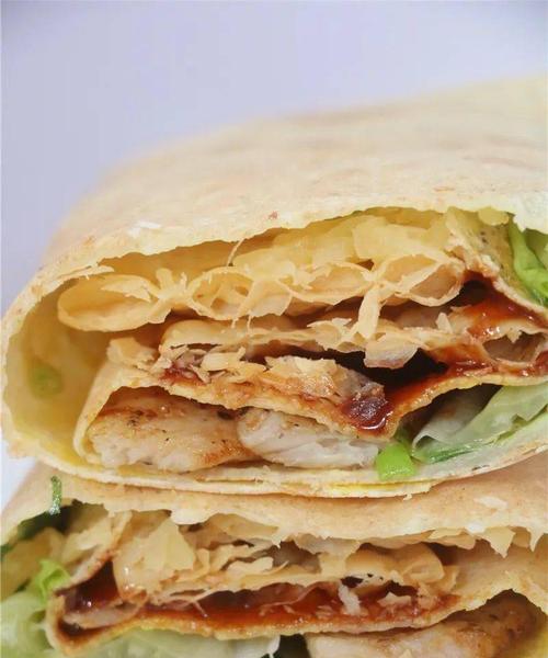 美味可口的煎饼配方（用游戏体验制作美食的乐趣）