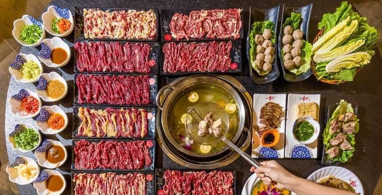 探索奇幻世界，烹制不思议迷宫月宫火锅（在游戏中品尝无限创意）
