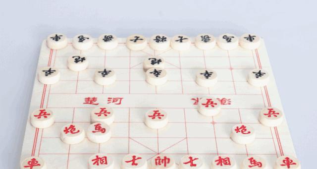 楚河汉界（揭秘游戏中的升级系统与隐藏玩法）